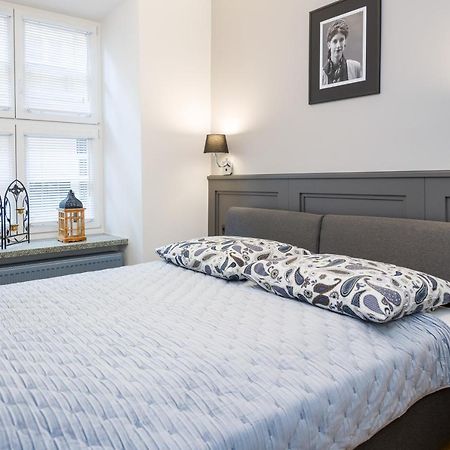 Luxury Apartment At The Main Square Krakow Bagian luar foto