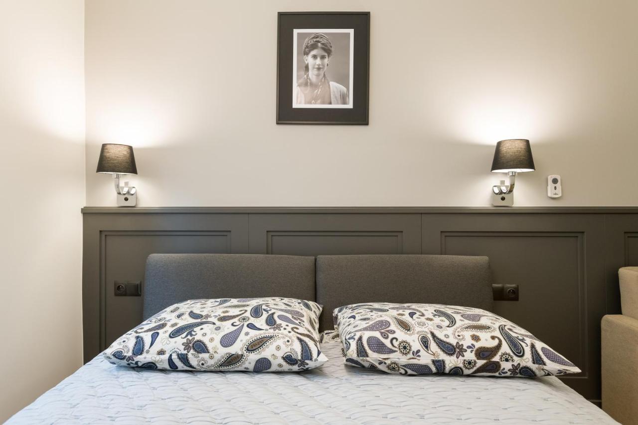 Luxury Apartment At The Main Square Krakow Bagian luar foto